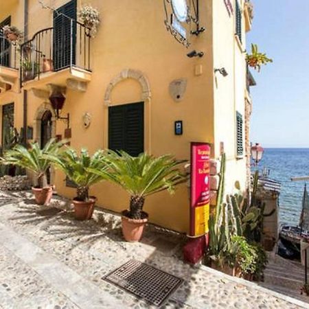 Le Piccole Grotte Bed & Breakfast Scilla Exterior photo