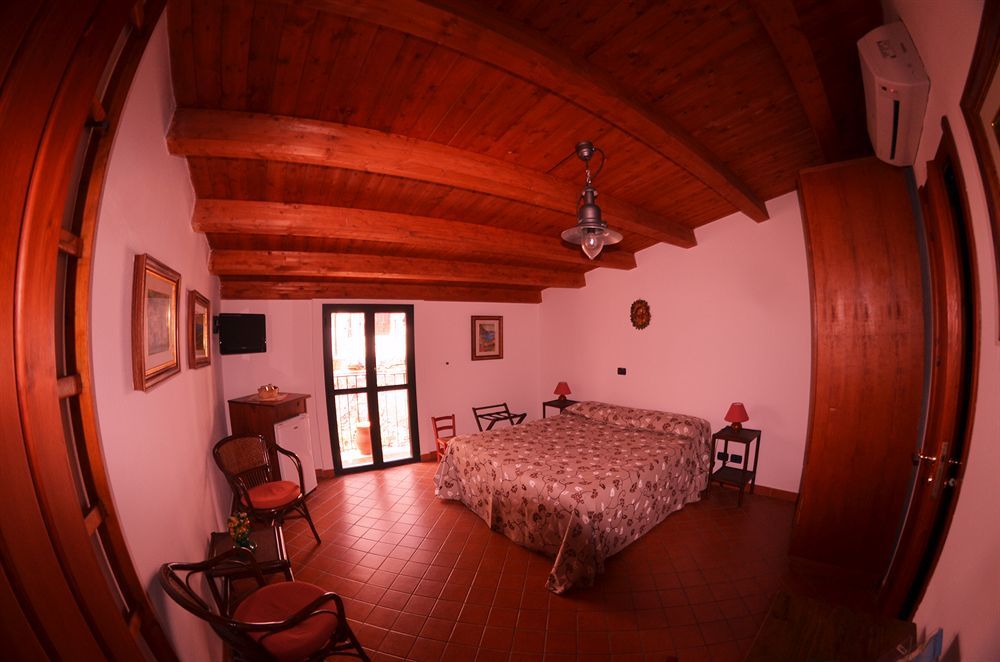 Le Piccole Grotte Bed & Breakfast Scilla Exterior photo