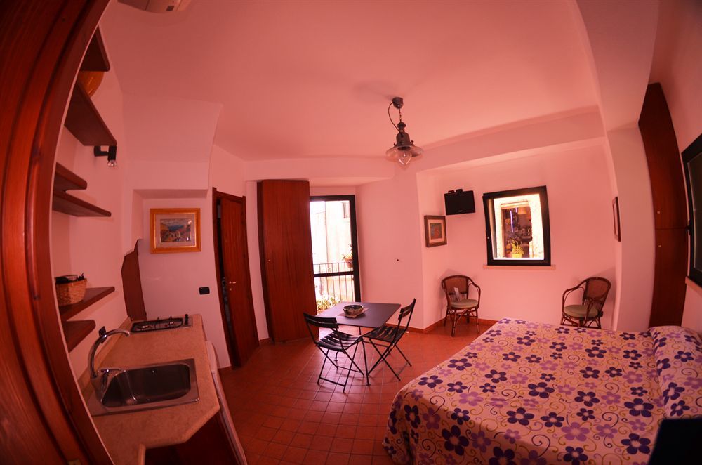 Le Piccole Grotte Bed & Breakfast Scilla Exterior photo